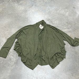 Easel brand sage color‎ cardigan ruffle edged design / Size 1X / Q-50